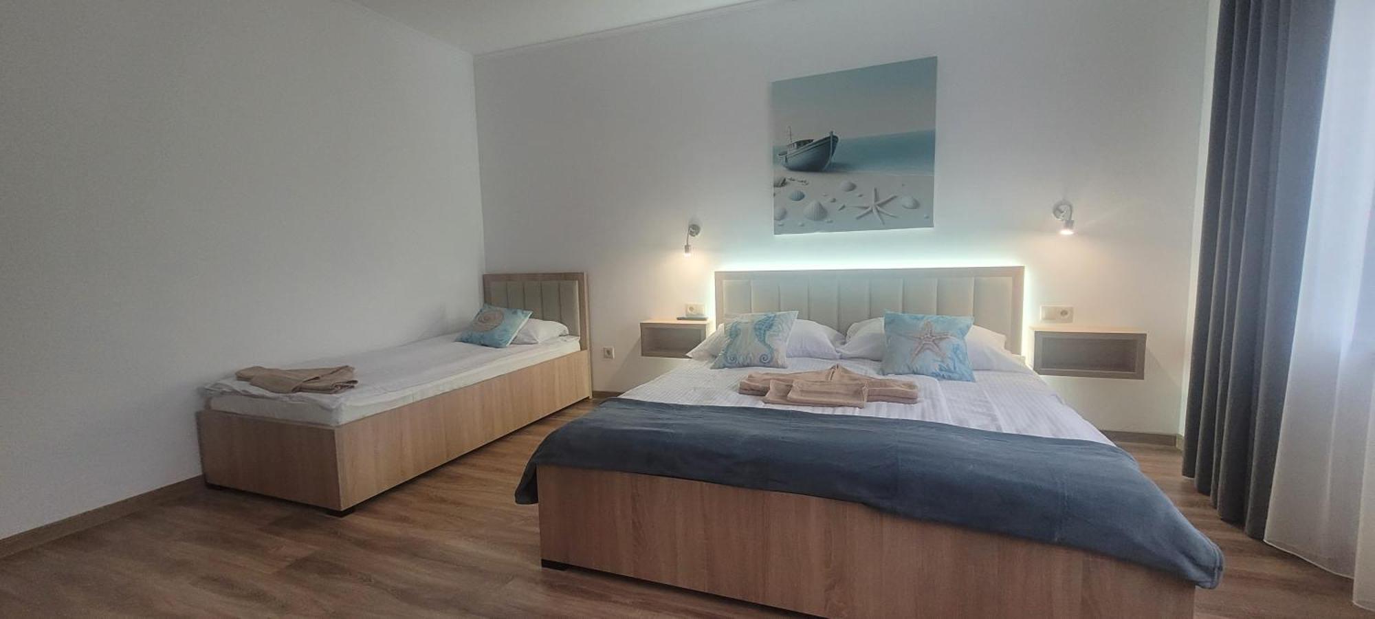 Csaladi Kikoeto Apartman Jula Exterior foto