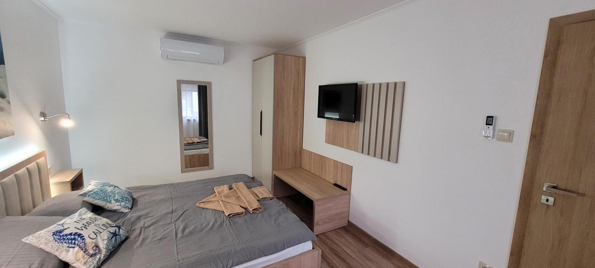Csaladi Kikoeto Apartman Jula Exterior foto